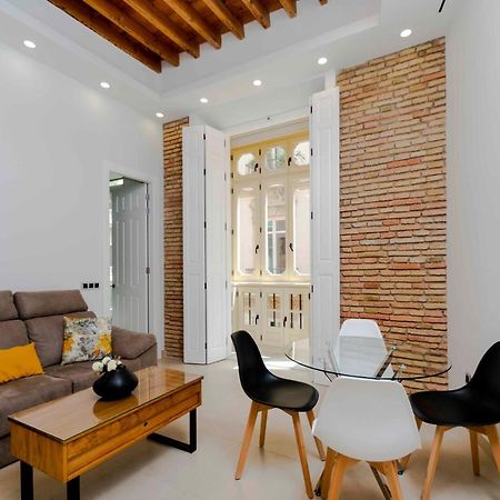 INMálaga Santos Suites 1 Esterno foto