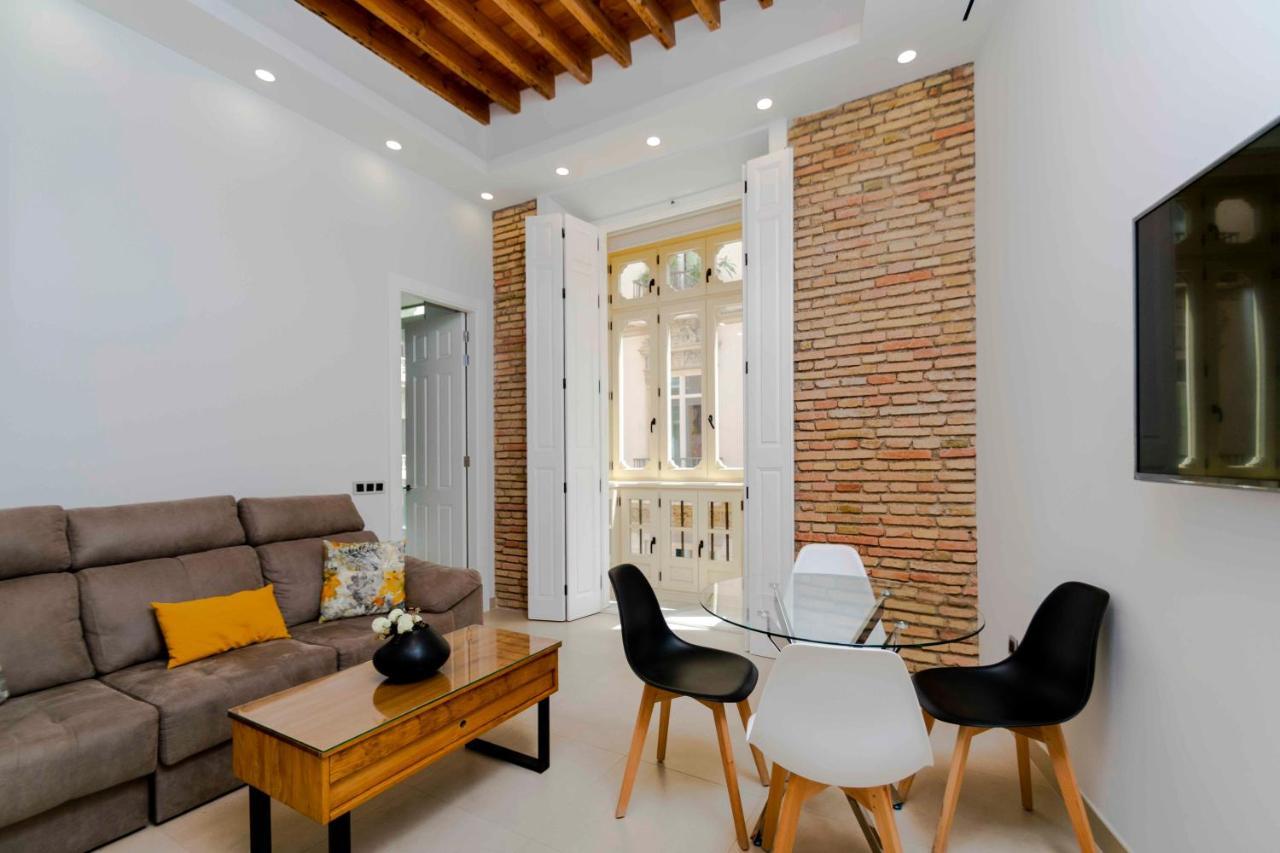 INMálaga Santos Suites 1 Esterno foto